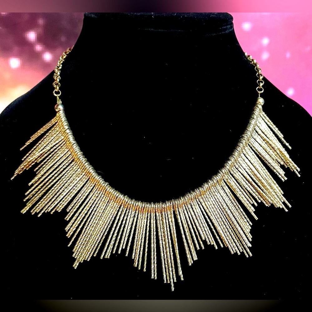 Gold tone spike necklace - Picture 1 of 4